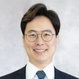 Jinpyo Hong portrait